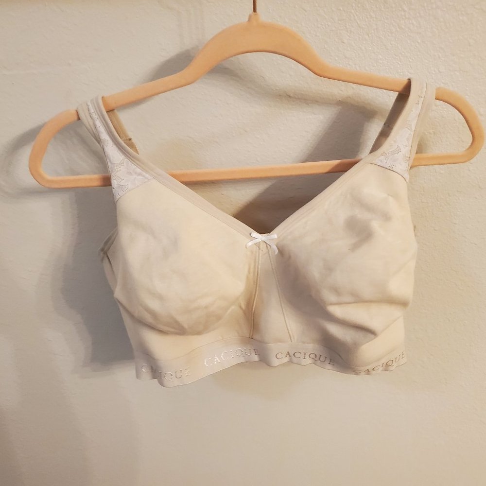 Cacique Bra NO UNDERWIRE Cream Colored 38G